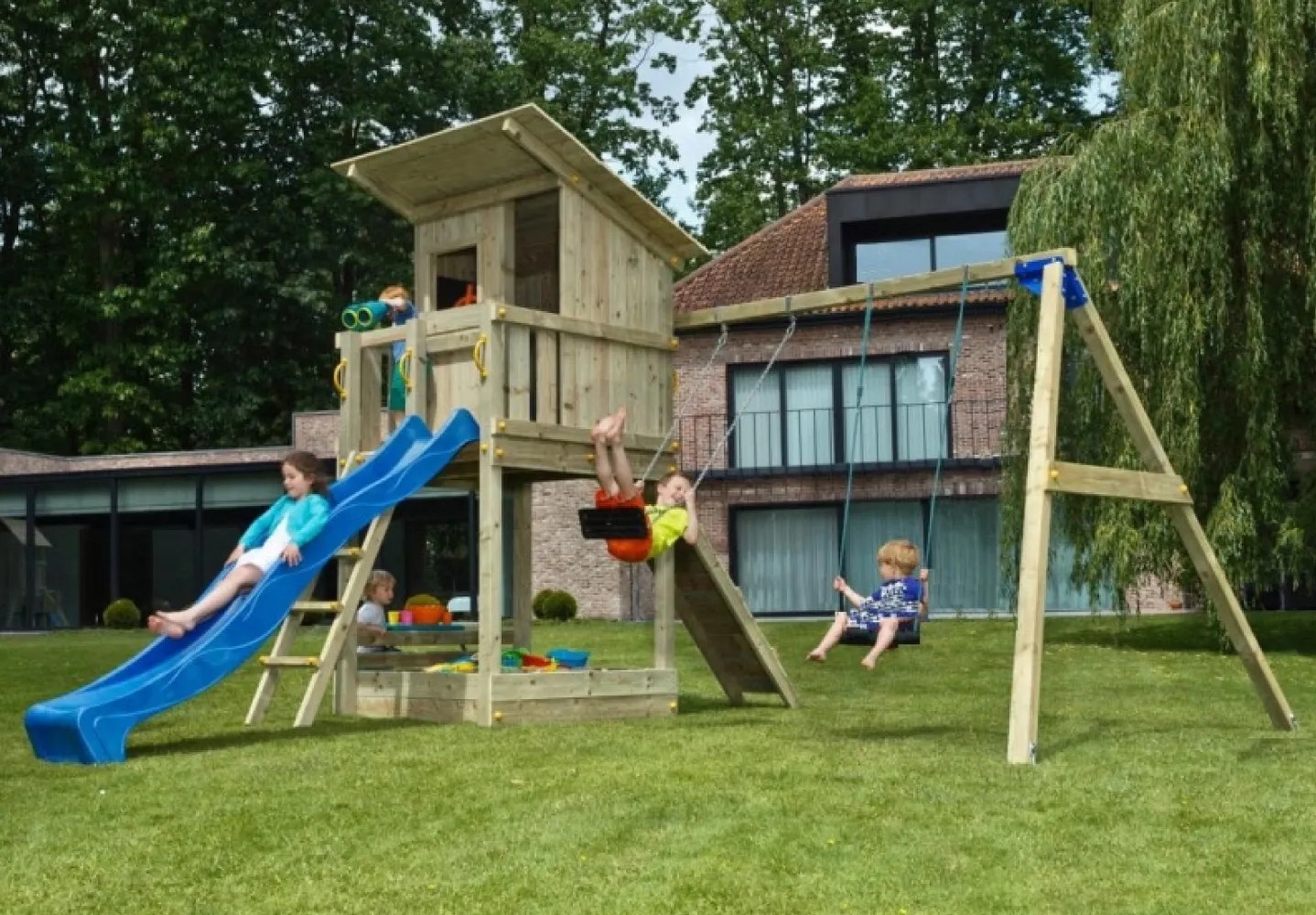 Maone Drevené detské ihrisko LIBOR 2, s hojdačkami, bez šmykľavky, 130 x 150 cm Maone Drevené detské ihrisko LIBOR 2, s hojdačkami, bez šmykľavky, 130 x 150 cm