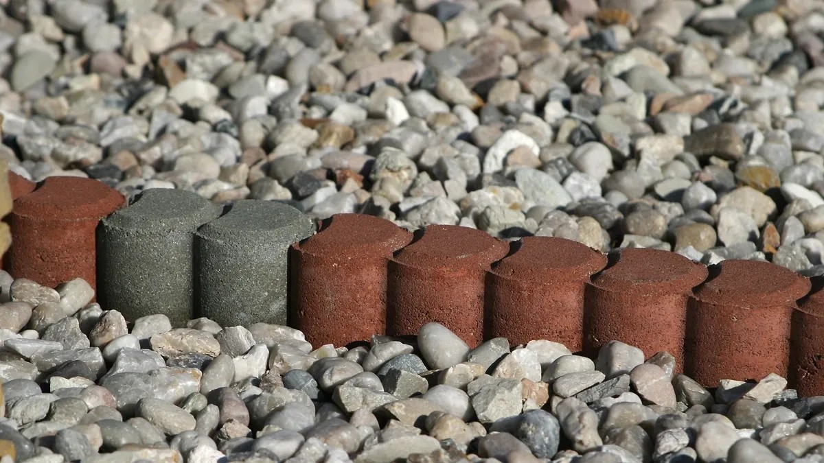 Semmelrock Duofix Obrubník 9,4 cm x 6 cm x 25 cm červeno-hnedý Semmelrock Duofix Obrubník 9,4 cm x 6 cm x 25 cm červeno-hnedý