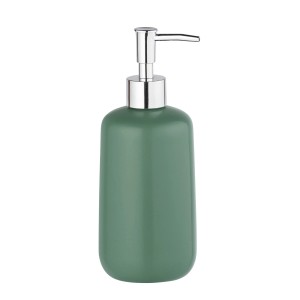 Zelený keramický dávkovač mydla Allstar Olinda, 500 ml, so striebornou pumpičkou.