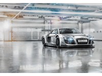 Komar Papierová fototapeta Audi R8 Le Mans 368 x 254 cm