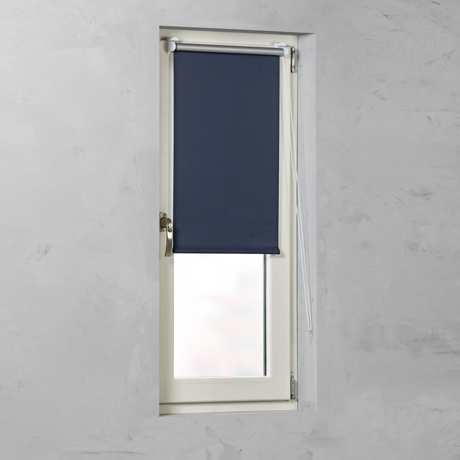 E-shop Cocoon Blackout roleta Easy Fix tmavo modrá pr. 16 mm, 100 x 150 cm