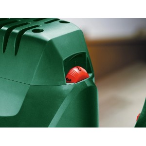 Detail frézky Bosch POF 1200 AE s červeným ovládačom otáčok.