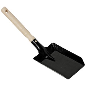Kovová lopatka na uhlie s drevenou rukoväťou pre gril a krb.