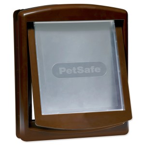 Hnedé dvierka pre psy PetSafe s priehľadnými dvierkami pre malé psy a mačky.