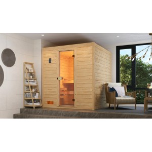 Weka Valida 3 masívna drevená sauna s presklenými dverami a 7,5 kW kachľami z prírodného smreku.