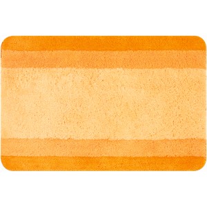 Oranžová kúpeľňová predložka s pruhmi.
