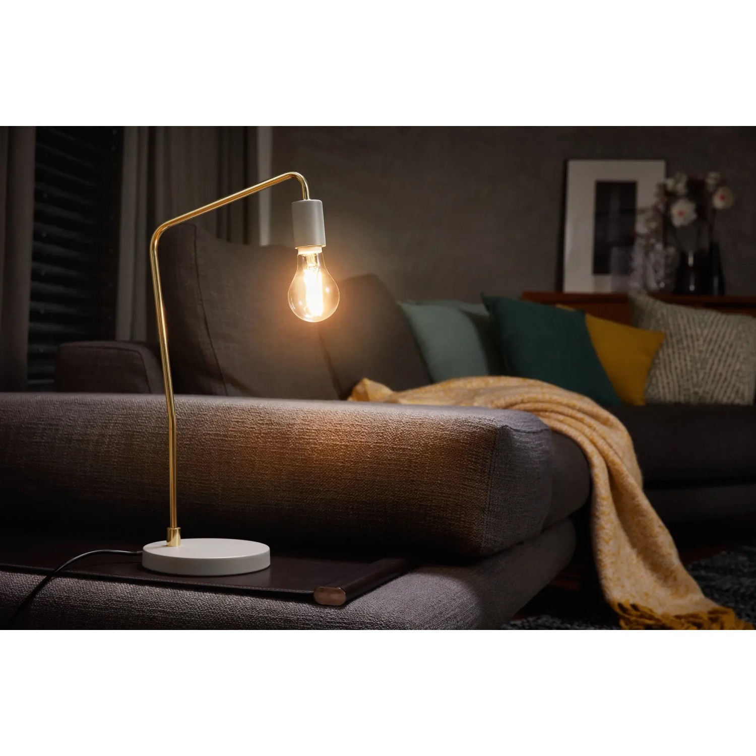 E-shop OSRAM LED žiarovka STAR CLA100 10 W E27 2700 K Filament teplá biela