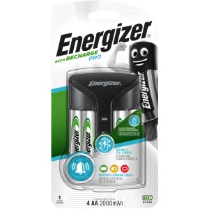 Nabíjačka batérií Energizer Pro so 4 nabíjacími batériami AA 2000 mAh v balení.