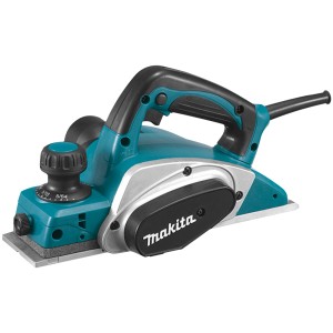 Elektrický hoblík Makita pre presné hobľovanie a frézovanie v OBI.