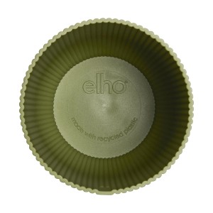 Zelený kvetináč Elho Vibes Fold Coupe, Ø 14 cm, s rebrovanou vnútornou stenou a vlnitým okrajom. Robustný obal.