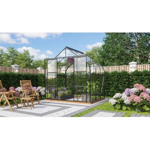 Skleník Vitavia Diana 5000 ESG Čierny, 5 m², s rastlinami v záhrade.