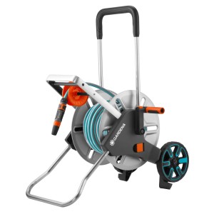 Sada vozíka na hadicu Gardena Aqua Roll M s 30 m hadicou a príslušenstvom.