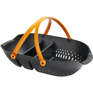 Zberný kôš Fiskars Plus, čierno-oranžový, so sitovou stranou, uzavretou priehradkou a priehradkou na náradie.