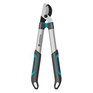 Záhradné nožnice na konáre Gardena EasyCut S s obtokovým strižným princípom pre konáre do priemeru 45 mm.