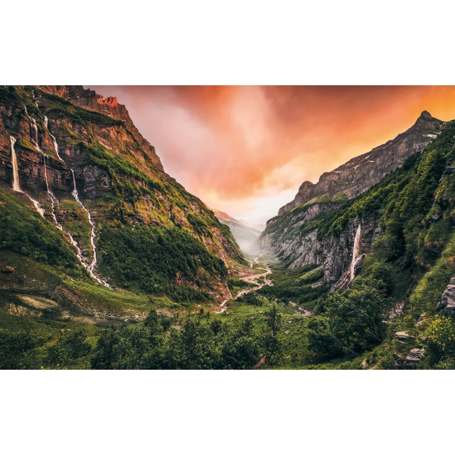 E-shop Komar Vliesová fototapeta Eden Valley 400 x 250 cm