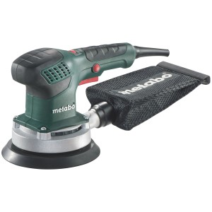 Excentrická brúska Metabo SXE 3150 s prachovým vreckom, ideálna na brúsenie.
