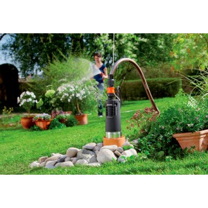 Čerpadlo do hlbokých studní Gardena Premium v prevádzke: Zavlažovanie záhrady s 6000/5 inox automatic.