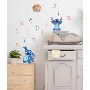 Dekoračné nálepky Komar Stitch Music ako nástenná dekorácia v detskej izbe s notami a diskoguľou.