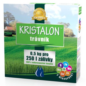 Kristalon Trávník trávnikové hnojivo s prípravkom na ničenie machu, 0,5 kg pre 250 l.