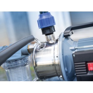 Domáca vodáreň 1100 W HWW 4600/E: Nerezové čerpadlo s príslušenstvom pre zásobovanie vodou.
