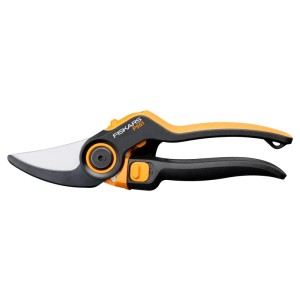 Záhradné nožnice Fiskars Bypass P981 X-Series, oranžovo-čierne, pre presné rezy.