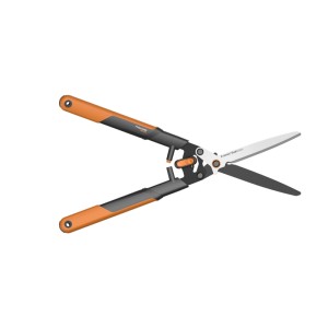 Nožnice na živý plot Fiskars HSX96 X-Series DualAction, oranžovo-čierne, pre presné a silné strihy.