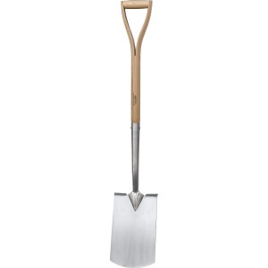 Záhradný rýľ s drevenou rukoväťou a D-rukoväťou, dĺžka 110 cm. Ideálny na záhradníčenie.