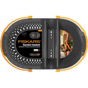 Zberný kôš Fiskars Erntekorb Plus, čierno-oranžový, s priehradkami na zber, umývanie a prepravu úrody.
