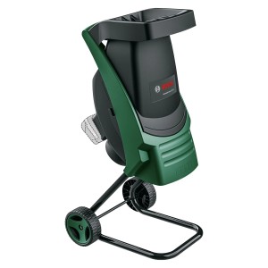 Zeleno-čierny akumulátorový drvič Bosch UniversalShredder s kolieskami na drvenie konárov a záhradného odpadu.