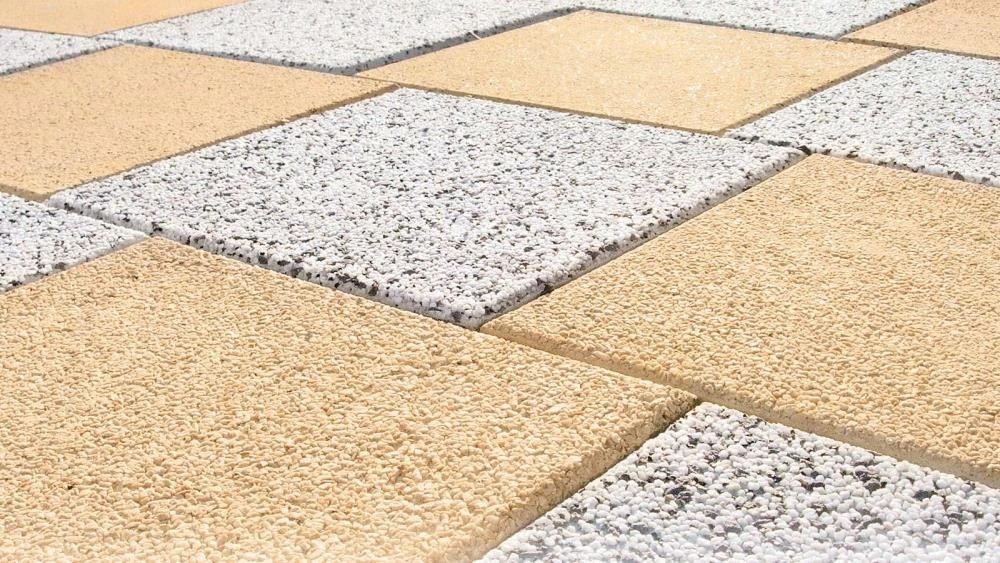 Dlazba Vymyvana (vymývané dlažby, Vymývaná dlažba, odolnost vůči, Hrubý povrch) Dlazba Vymyvana