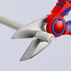 Knipex elektrikárske nožnice 160 mm strihajú kábel. Kliešte s červeno-modrou rukoväťou.