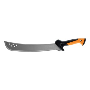 Mačeta Fiskars so zakrivenou čepeľou a oranžovo-čiernou rukoväťou.