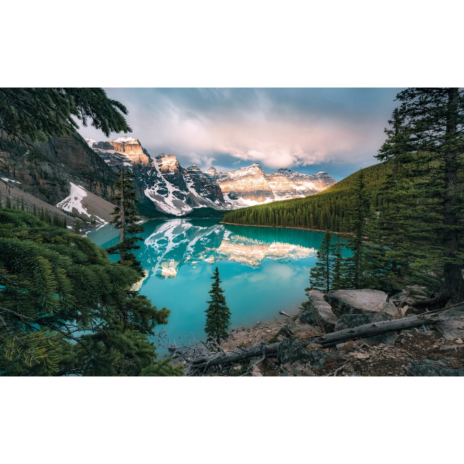 E-shop Komar Vliesová fototapeta Magic Moraine Morning 450 x 280 cm