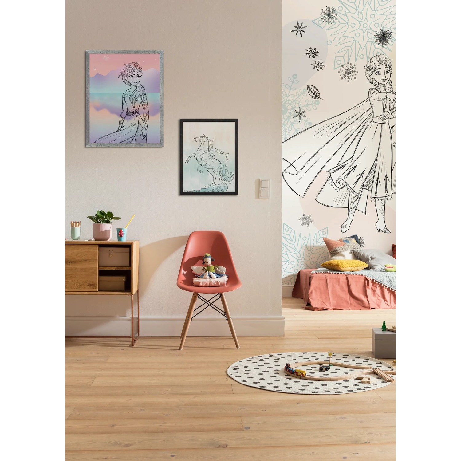 E-shop Komar Vliesová fototapeta Disney Frozen Sketch Sisters 200 x 250 cm