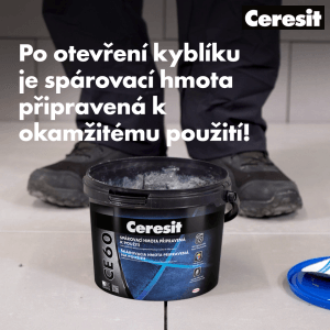 Ceresit CE60 škárovacia hmota pripravená na použitie vo vedre.