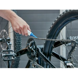 Aplikácia jemnej mechaniky oleja na reťaz bicykla. 100 ml fľaša.