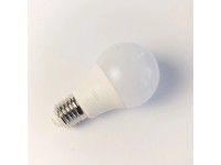 TESLA Lighting LED žiarovka E27, 6 W, 640 lm, 3000 K