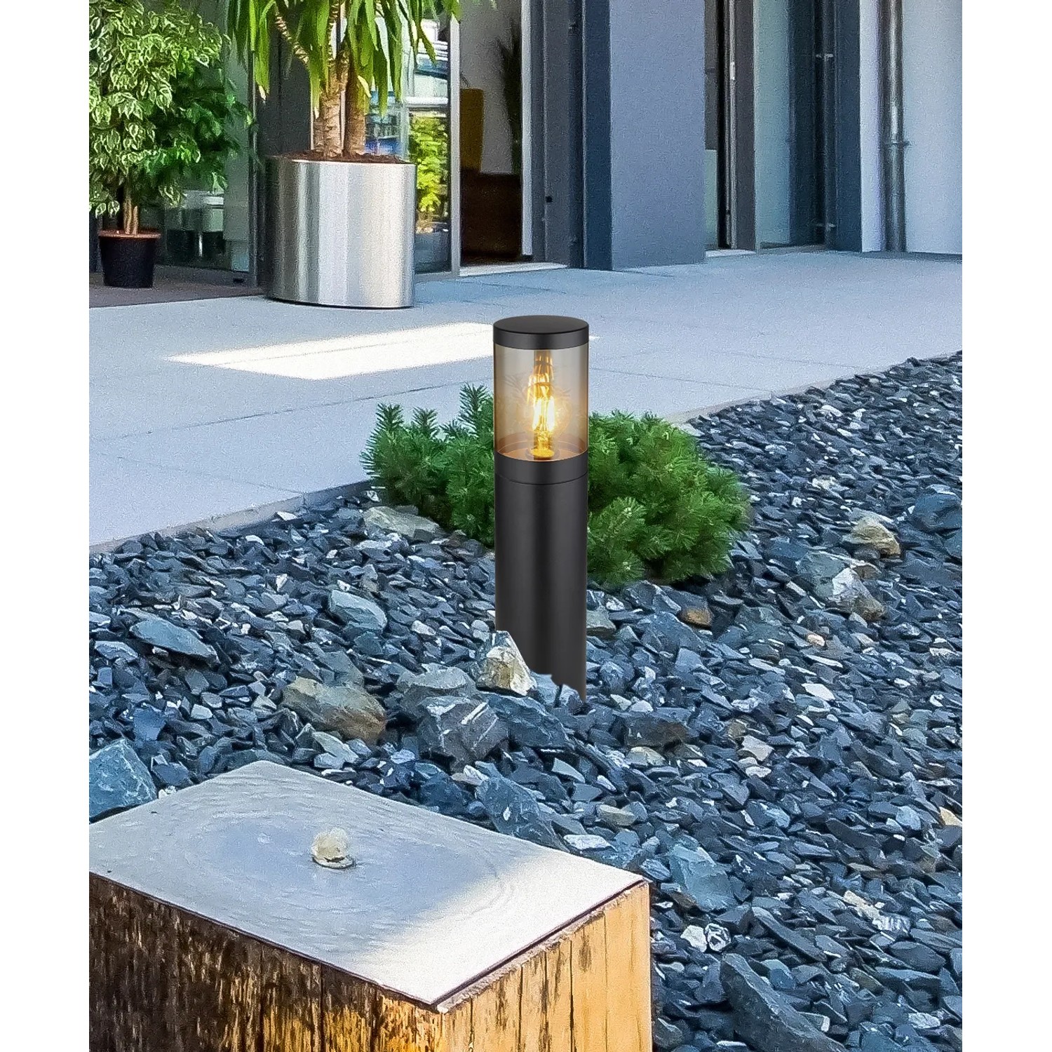 E-shop GLOBO Záhradná lampa XELOO čierna/dymová E27 60 W pr. 140 x 500 mm