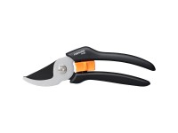 FISKARS Dvojčepeľové záhradné nožnice Solid P121