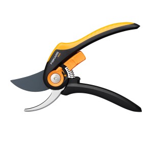 Nožnice Fiskars Bypass Plus SmartFit P541 pre čerstvé konáre do priemeru 24 mm.