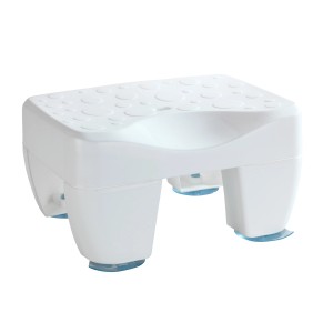 Biely stolček do vane Wenko Secura s prísavkami, nosnosť 150 kg, pre väčšiu bezpečnosť v kúpeľni.