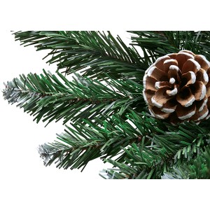 Detail: Umelá jedľa Blavand so šiškami a umelým snehom, ideálna ako vianočný stromček.