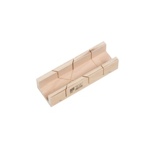 LUX Pokosnica Classic, 245 mm z brezového dreva na presné rezy 45°/90°.