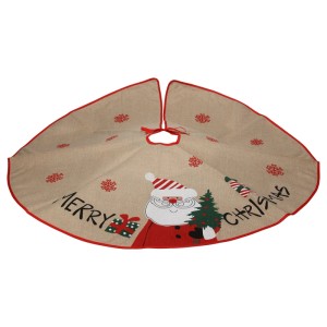 Okrúhla vianočná podložka pod stromček z polyesteru s motívom Santa Clausa, stromčeka, darčeka a nápisom 'MERRY CHRISTMAS'. Slávnostná dekorácia.
