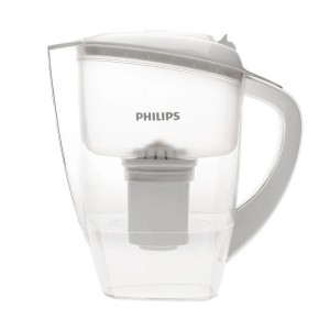 Vodný filter Philips, priehľadná kanvica s filtračnou vložkou a bielym vekom.