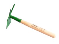 M.A.T. Okopávačka s 2 hrotmi a násadou 24 cm M.A.T. Okopávačka s 2 hrotmi a násadou 24 cm