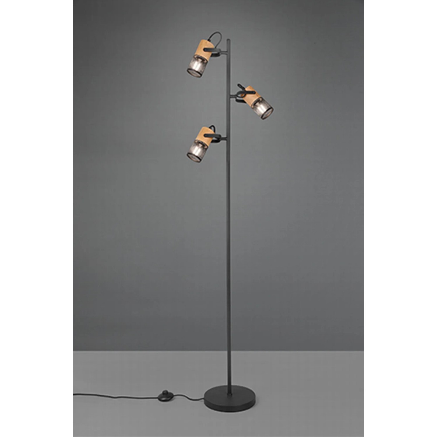 E-shop TRIO Stojaca lampa TOSH čierna matná 3 x E14 max. 15 W, pr. 23 x 150 cm