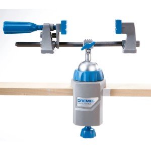 Dremel Multi-skrutkovač 2500 3 v 1, namontovaný na pracovnom stole. Príslušenstvo pre miniatúrne nástroje.