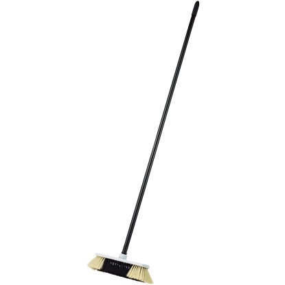 OBI Plastová metla so syntetickými štetinami a násadou 30 x 135 x 5,5 cm