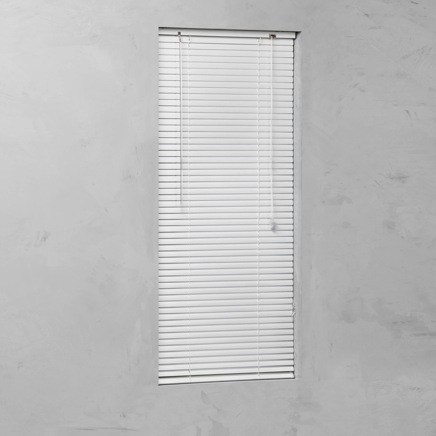 E-shop Hliníková žalúzia Venetian biela 25 mm, 100 x 175 cm